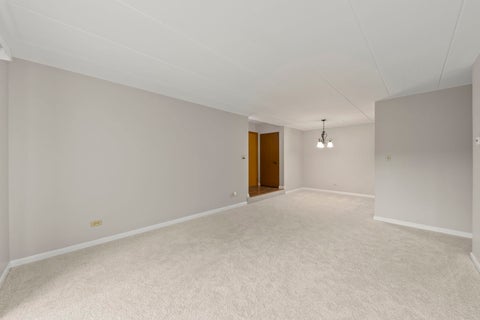 Tiny photo for 13434 W Circle Drive #102, Crestwood, IL 60418 (MLS # 12795249)