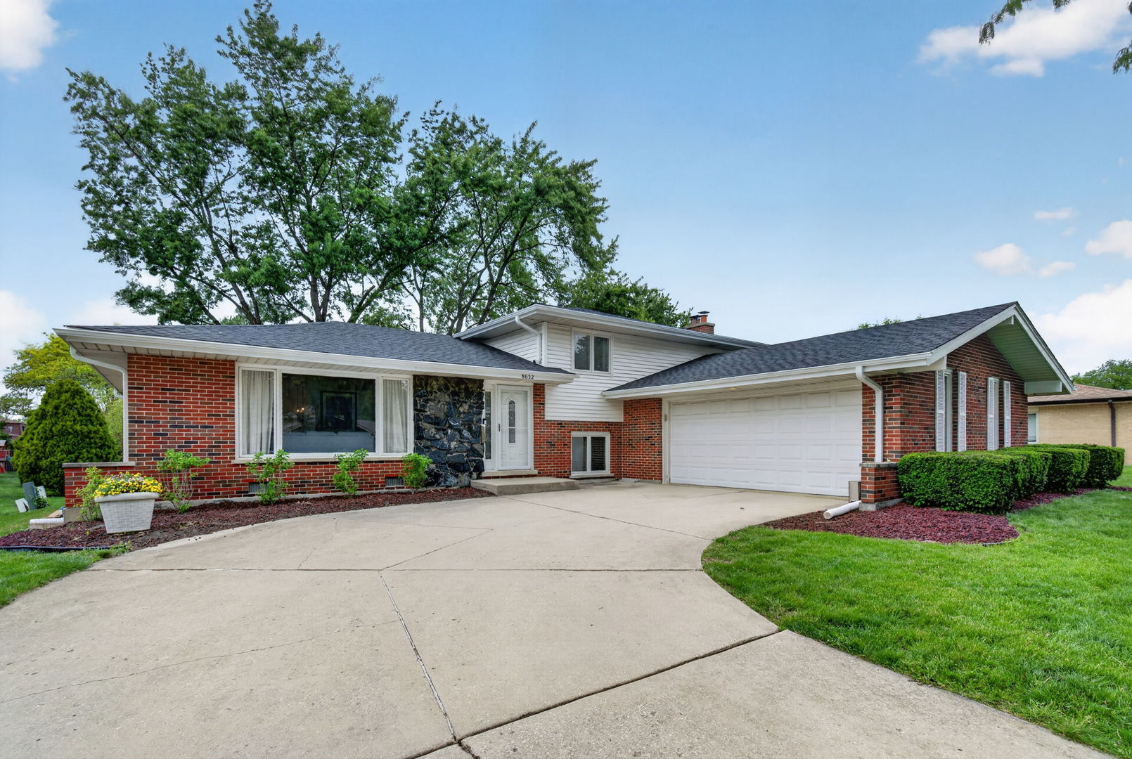 8632 Clifford Drive