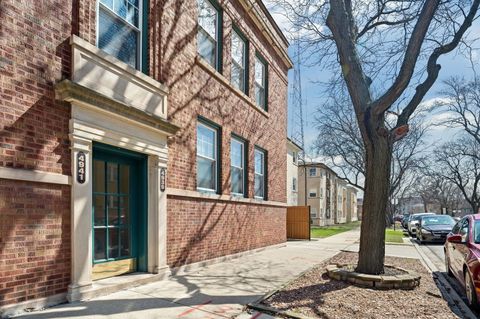 Tiny photo for 4941 N Lester Avenue #4, Chicago, IL 60630 (MLS # 12606675)