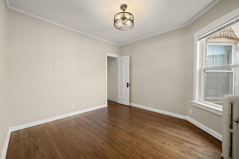 Tiny photo for 4941 N Lester Avenue #4, Chicago, IL 60630 (MLS # 12606675)