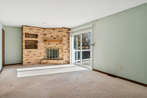 Tiny photo for Oswego, IL 60543 (MLS # 12486424)