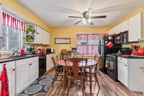 Tiny photo for 434 N Lincoln Avenue, Villa Park, IL 60181 (MLS # 12455177)