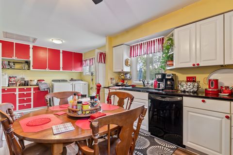 Tiny photo for 434 N Lincoln Avenue, Villa Park, IL 60181 (MLS # 12455177)