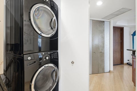 Tiny photo for 950 N Michigan Avenue #4704, Chicago, IL 60611 (MLS # 12738944)