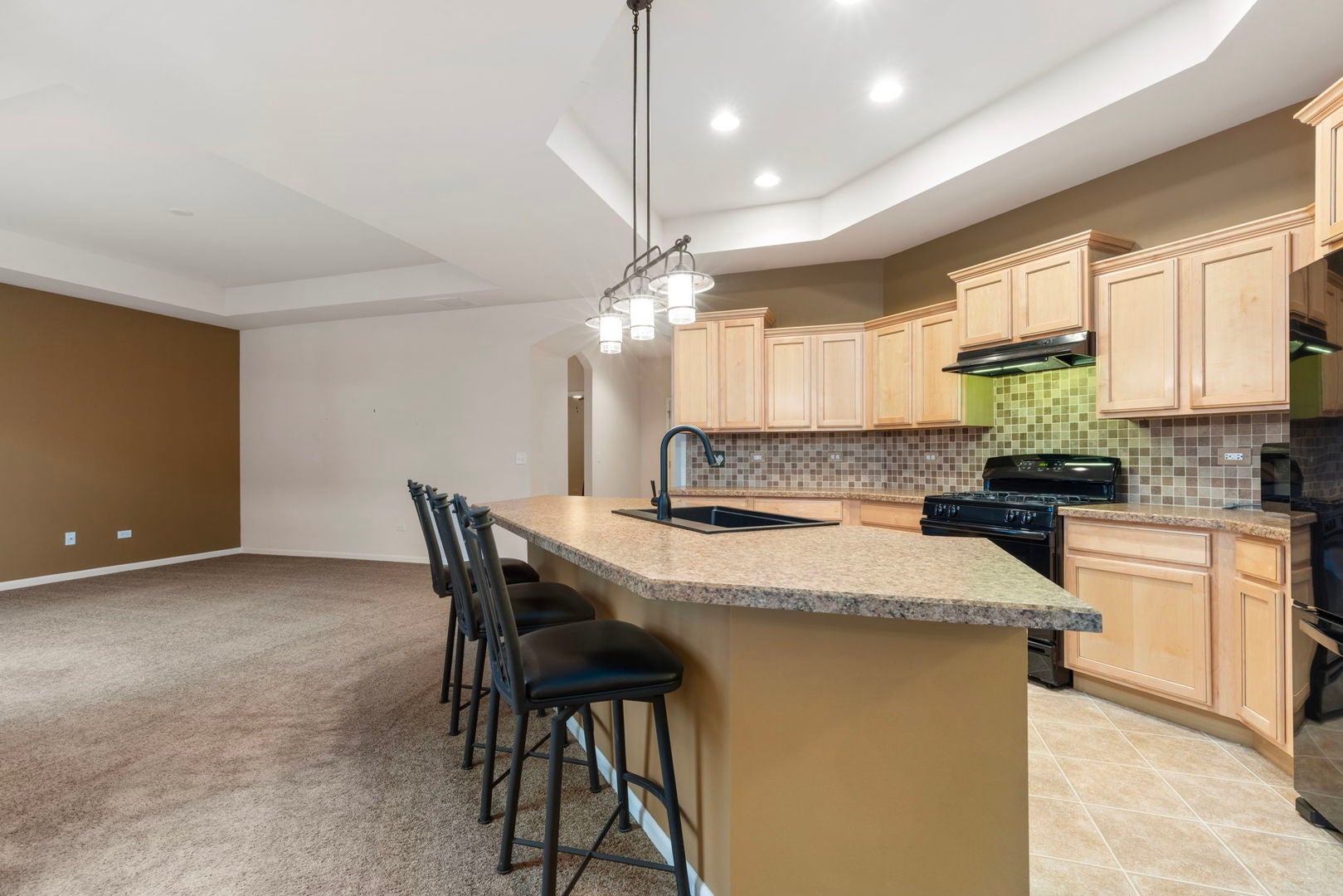 16605 S Fox Run Circle