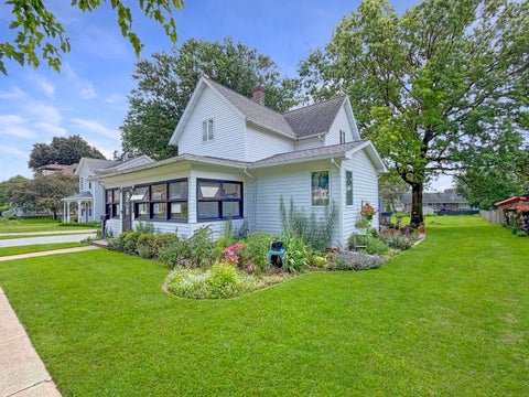 Tiny photo for 204 W Pearl Street, Lanark, IL 61046 (MLS # 12691499)