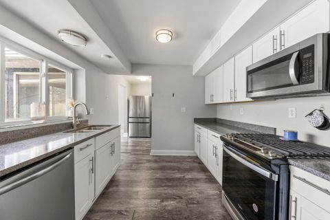 Tiny photo for 916 Barber Lane, Joliet, IL 60435 (MLS # 12595167)