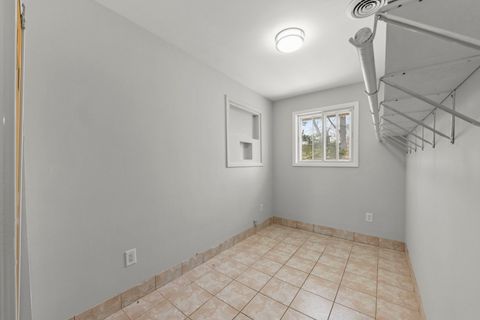 Tiny photo for 916 Barber Lane, Joliet, IL 60435 (MLS # 12595167)