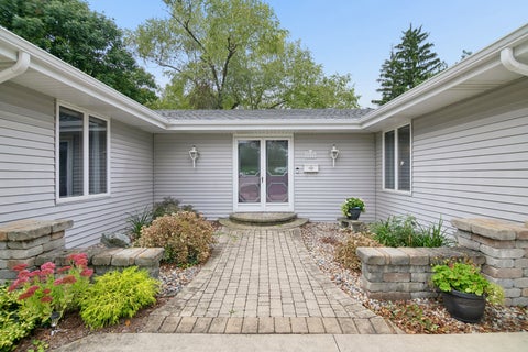 Tiny photo for 17 Oxford Place, Bourbonnais, IL 60914 (MLS # 12747160)