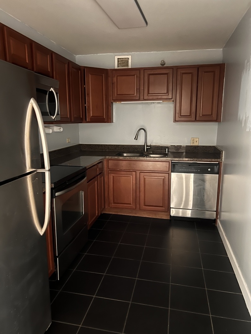 200 N Dearborn Street 4408