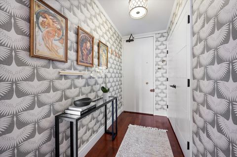 Tiny photo for 5855 N Sheridan Road #25G, Chicago, IL 60660 (MLS # 12562451)