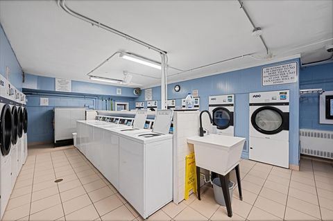 Tiny photo for 5855 N Sheridan Road #25G, Chicago, IL 60660 (MLS # 12562451)