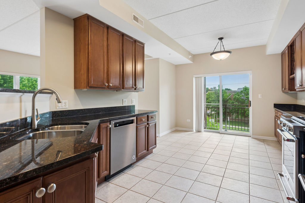 405 Village Green Court 304
