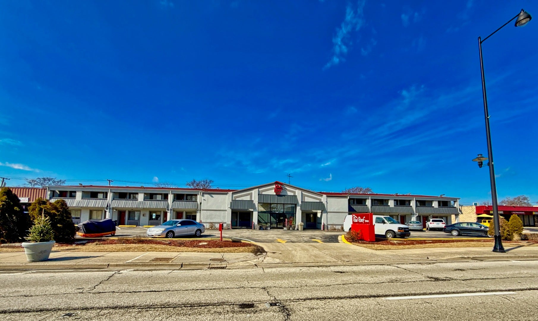 9424 Waukegan Road