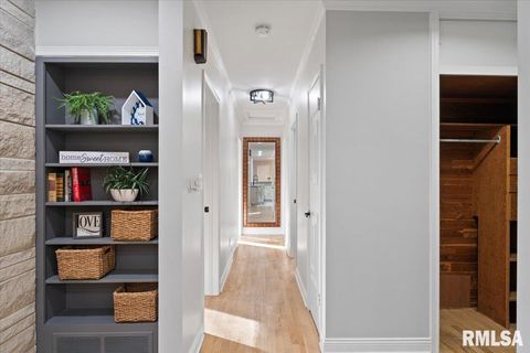 Tiny photo for 1 KENWOOD Avenue, Davenport, IA 52803 (MLS # QC4269387)