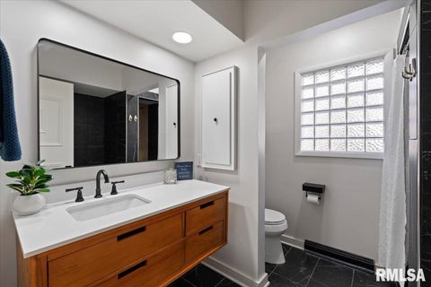 Tiny photo for 1 KENWOOD Avenue, Davenport, IA 52803 (MLS # QC4269387)