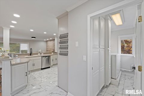 Tiny photo for 1 KENWOOD Avenue, Davenport, IA 52803 (MLS # QC4269387)