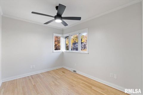 Tiny photo for 1 KENWOOD Avenue, Davenport, IA 52803 (MLS # QC4269387)