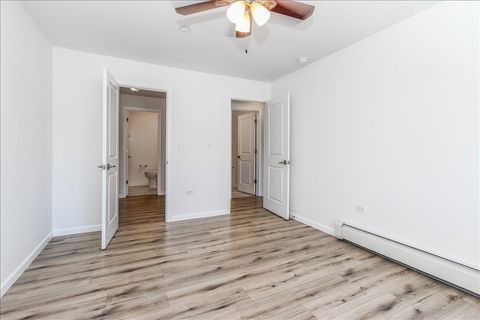 Tiny photo for 831 Mcintosh Court #208, Prospect Heights, IL 60070 (MLS # 12594553)