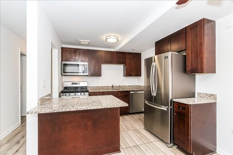 Tiny photo for 831 Mcintosh Court #208, Prospect Heights, IL 60070 (MLS # 12594553)