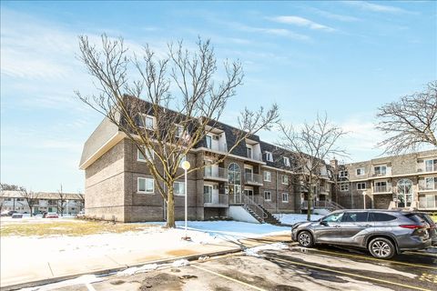 831 Mcintosh Court 208 Prospect Heights IL 60070