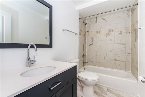 Tiny photo for 831 Mcintosh Court #208, Prospect Heights, IL 60070 (MLS # 12594553)