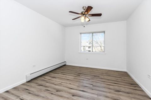 Tiny photo for 831 Mcintosh Court #208, Prospect Heights, IL 60070 (MLS # 12594553)