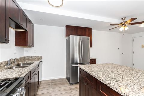 Tiny photo for 831 Mcintosh Court #208, Prospect Heights, IL 60070 (MLS # 12594553)