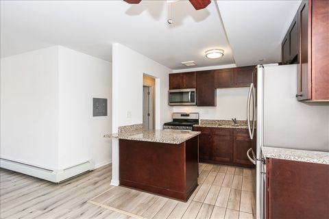 Tiny photo for 831 Mcintosh Court #208, Prospect Heights, IL 60070 (MLS # 12594553)