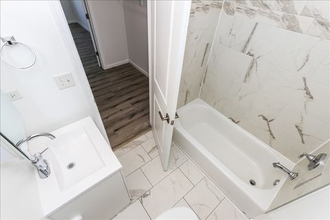 Tiny photo for 831 Mcintosh Court #208, Prospect Heights, IL 60070 (MLS # 12594553)