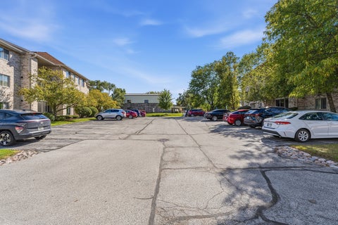 Tiny photo for 6845 Forestview Drive #2D, Oak Forest, IL 60452 (MLS # 12086913)