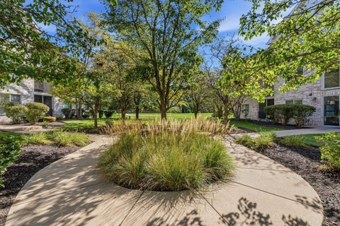 Tiny photo for 6845 Forestview Drive #2D, Oak Forest, IL 60452 (MLS # 12086913)