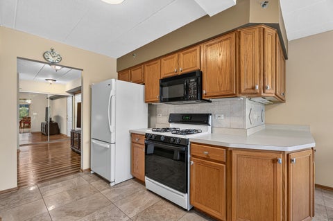 Tiny photo for 6845 Forestview Drive #2D, Oak Forest, IL 60452 (MLS # 12086913)