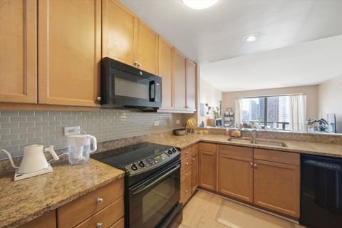 Tiny photo for 130 N GARLAND Court #2710, Chicago, IL 60602 (MLS # 12613865)