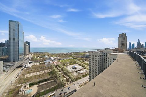 Tiny photo for 130 N GARLAND Court #2710, Chicago, IL 60602 (MLS # 12613865)