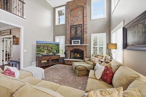 Tiny photo for 40W898 Fox Creek Drive, St. Charles, IL 60175 (MLS # 12604473)