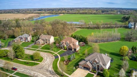 Tiny photo for 40W898 Fox Creek Drive, St. Charles, IL 60175 (MLS # 12604473)