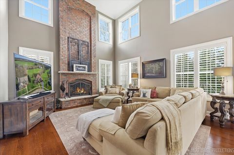 Tiny photo for 40W898 Fox Creek Drive, St. Charles, IL 60175 (MLS # 12604473)