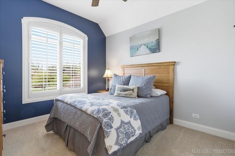 Tiny photo for 40W898 Fox Creek Drive, St. Charles, IL 60175 (MLS # 12604473)