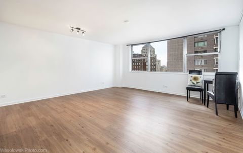 Tiny photo for 6301 N Sheridan Road #6C, Chicago, IL 60660 (MLS # 12567898)