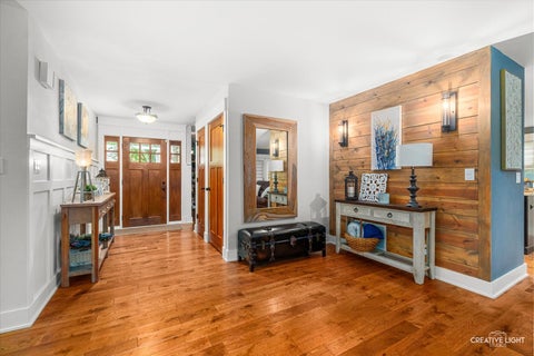 Tiny photo for 215 Chasse Circle, St. Charles, IL 60174 (MLS # 12729132)