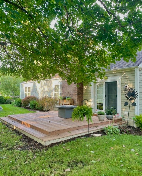 Tiny photo for 215 Chasse Circle, St. Charles, IL 60174 (MLS # 12729132)