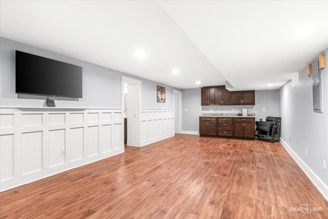 Tiny photo for 215 Chasse Circle, St. Charles, IL 60174 (MLS # 12729132)