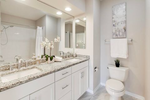 Tiny photo for 1914 Farnsworth Lane #208, Northbrook, IL 60062 (MLS # 12564472)