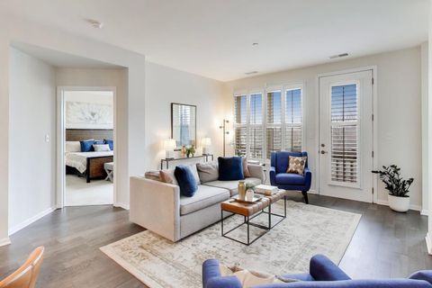 Tiny photo for 1914 Farnsworth Lane #208, Northbrook, IL 60062 (MLS # 12564472)