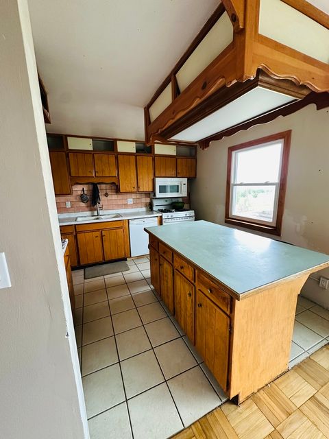 Tiny photo for 3789 E LAKEVIEW Drive, Kankakee, IL 60901 (MLS # 12625792)
