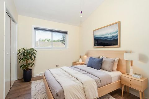 Tiny photo for 265 Drake Lane, Des Plaines, IL 60016 (MLS # 12484260)