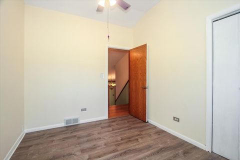 Tiny photo for 265 Drake Lane, Des Plaines, IL 60016 (MLS # 12484260)