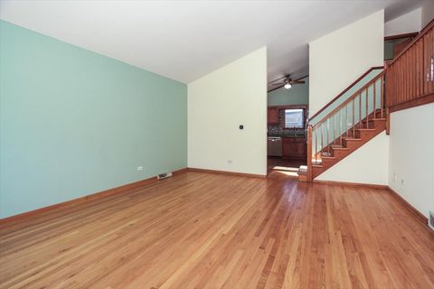 Tiny photo for 265 Drake Lane, Des Plaines, IL 60016 (MLS # 12484260)