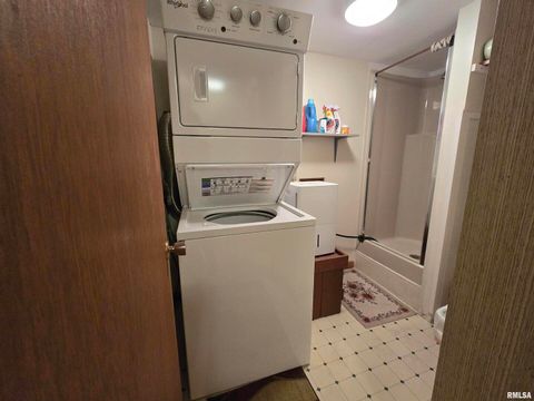 Tiny photo for 567 UNION GROVE Road, Carbondale, IL 62901 (MLS # EB460605)